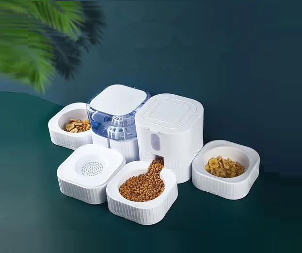 Inteligentný konektor pre domáce zvieratá Pogo Pin