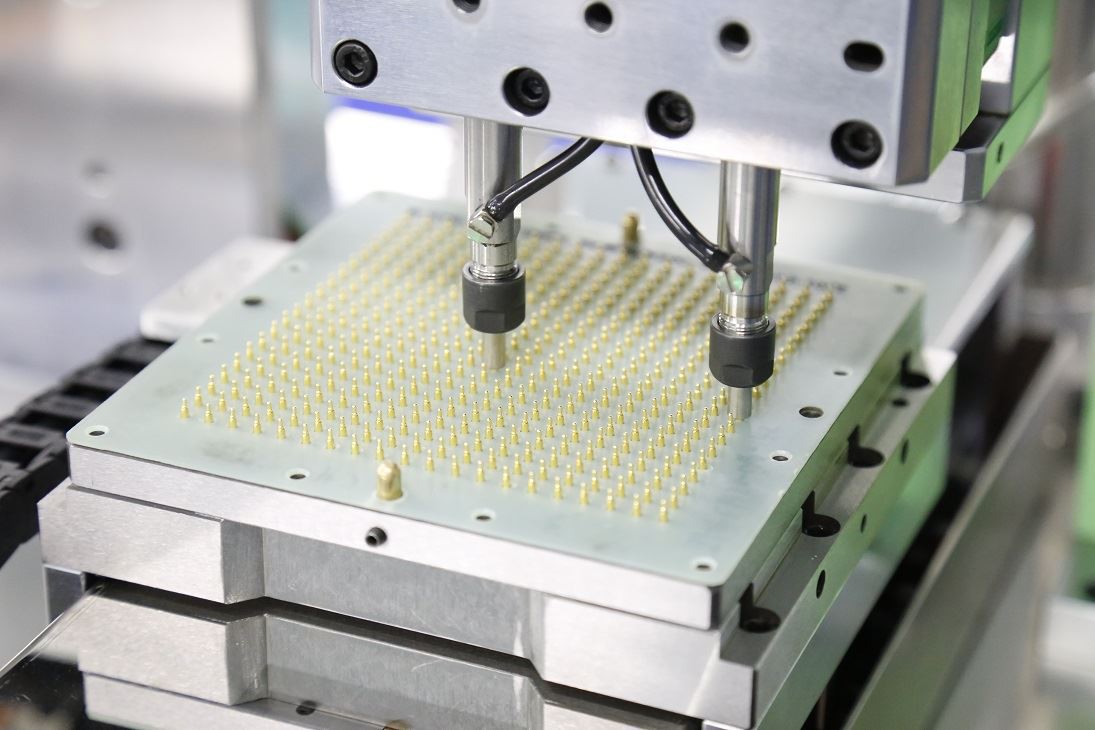 Sedem smerov dizajnu mini konektora