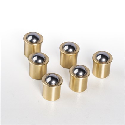 Multifunkčný guľôčkový-kolík